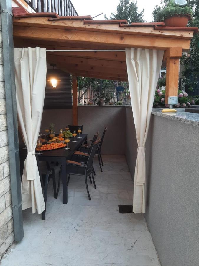 拉达尔公寓 Kaštela 外观 照片