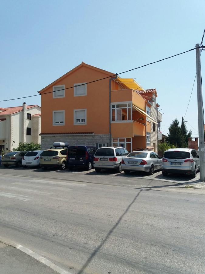 拉达尔公寓 Kaštela 外观 照片